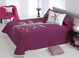 Cuvertura de pat LYNETTE purple, dimensiune 250 cm x 270 cm